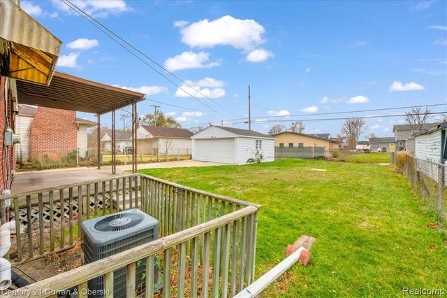 18616 Koester Street, Riverview, MI 48193