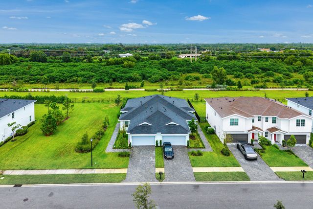 18973 WOOD STORK Way, Loxahatchee, FL 33470