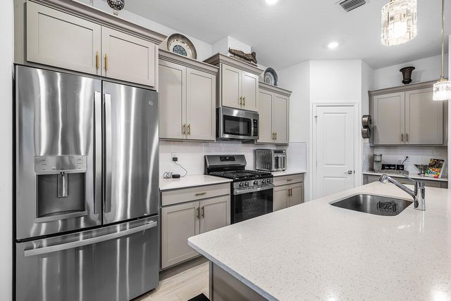 18973 WOOD STORK Way, Loxahatchee, FL 33470