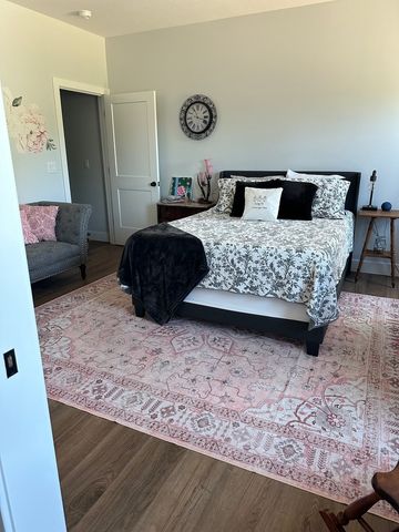 1717 S Stone Creek Boulevard, Urbana, IL 61802