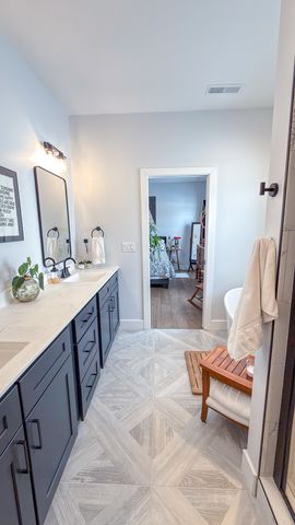 1717 S Stone Creek Boulevard, Urbana, IL 61802