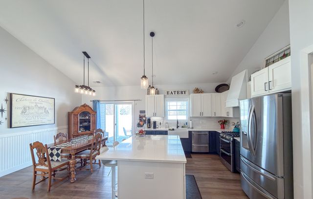 1717 S Stone Creek Boulevard, Urbana, IL 61802