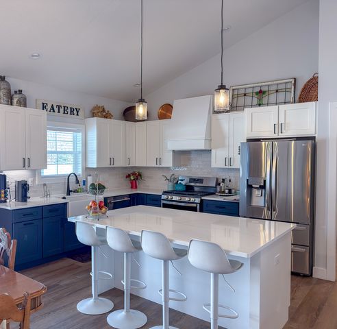 1717 S Stone Creek Boulevard, Urbana, IL 61802