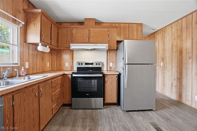137 Marilyn Drive, Madison, OH 44057