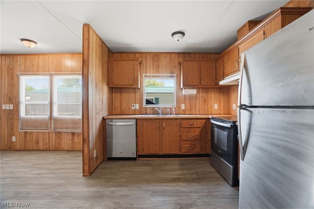 137 Marilyn Drive, Madison, OH 44057