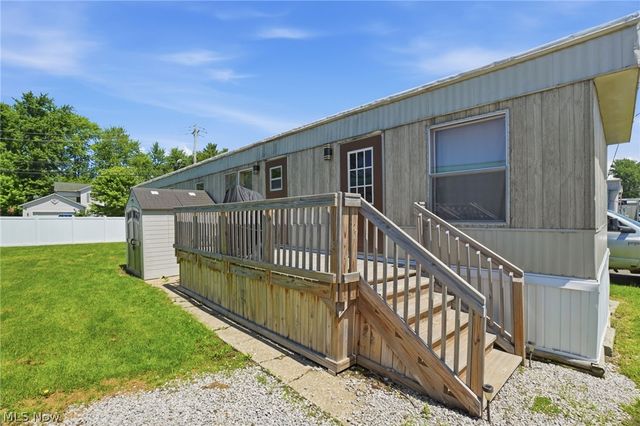 137 Marilyn Drive, Madison, OH 44057