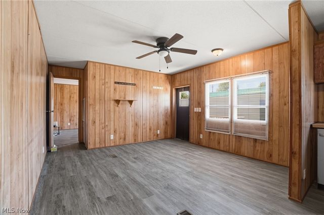 137 Marilyn Drive, Madison, OH 44057