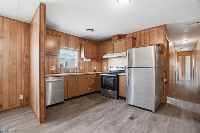 137 Marilyn Drive, Madison, OH 44057