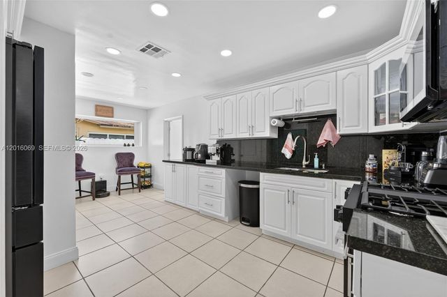 2620 NW 89th Ave, Sunrise, FL 33322
