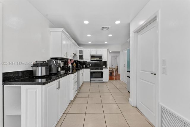 2620 NW 89th Ave, Sunrise, FL 33322
