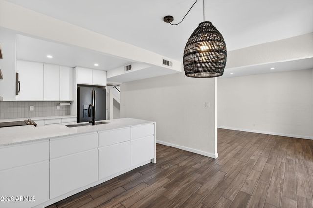 3416 N 44TH Street 62, Phoenix, AZ 85018