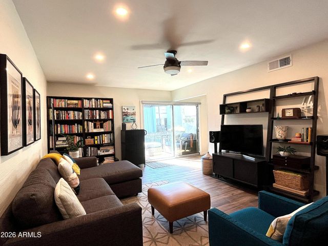 3416 N 44TH Street 62, Phoenix, AZ 85018