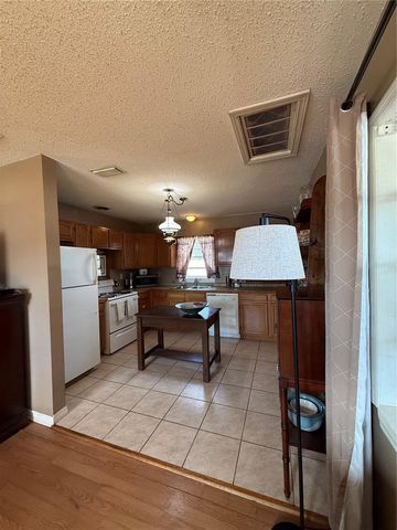 6243 MAIN STREET, New Port Richey, FL 34653