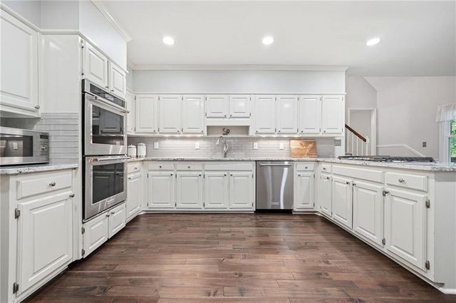 285 Windrift Court, Roswell, GA 30076