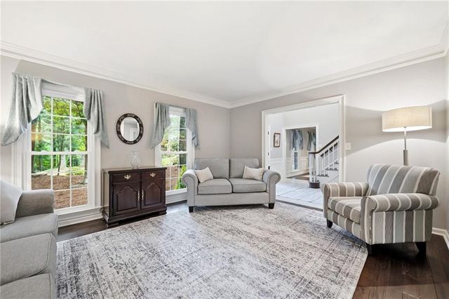 285 Windrift Court, Roswell, GA 30076