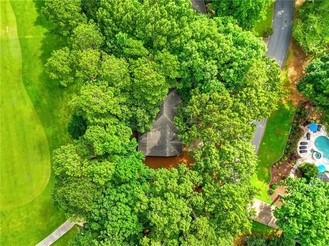 285 Windrift Court, Roswell, GA 30076