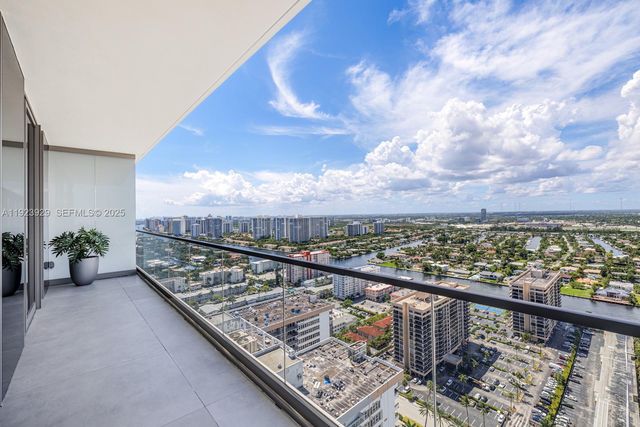 2000 S Ocean Drive 31A, Hallandale Beach, FL 33009