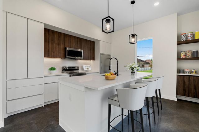 8205 Parnell Street A, Houston, TX 77051