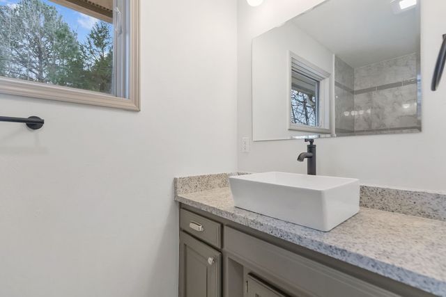 39 Salen Lane, Bella Vista, AR 72715