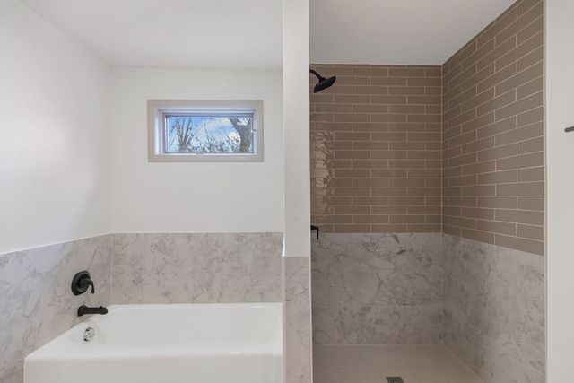 39 Salen Lane, Bella Vista, AR 72715