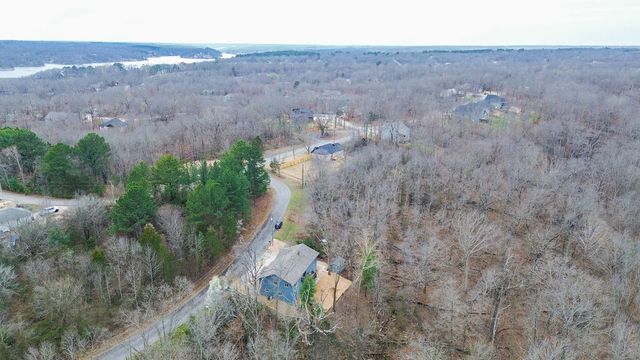 39 Salen Lane, Bella Vista, AR 72715