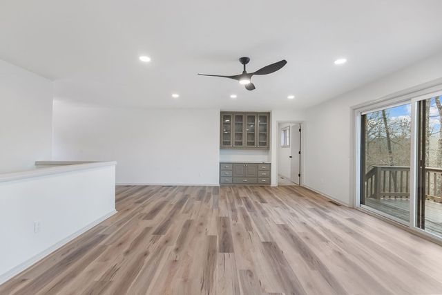 39 Salen Lane, Bella Vista, AR 72715