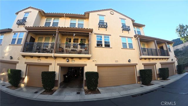 28475 Herrera Street, Valencia, CA 91354