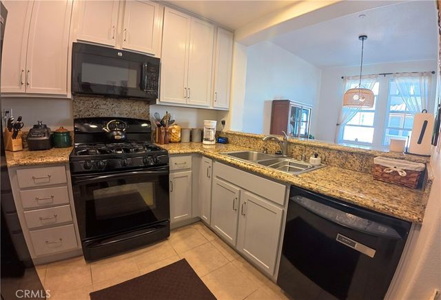 28475 Herrera Street, Valencia, CA 91354