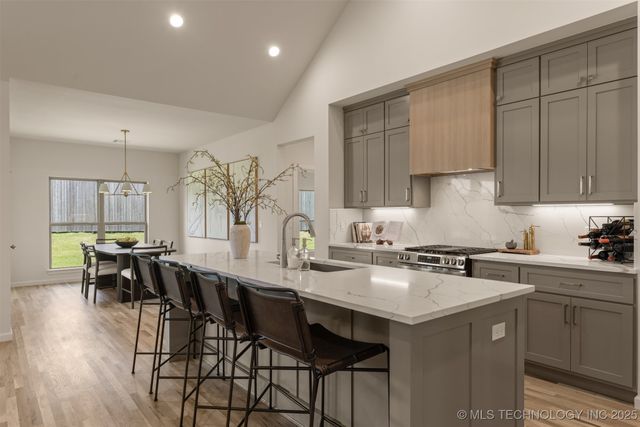 1331 N Beech Street, Broken Arrow, OK 74012