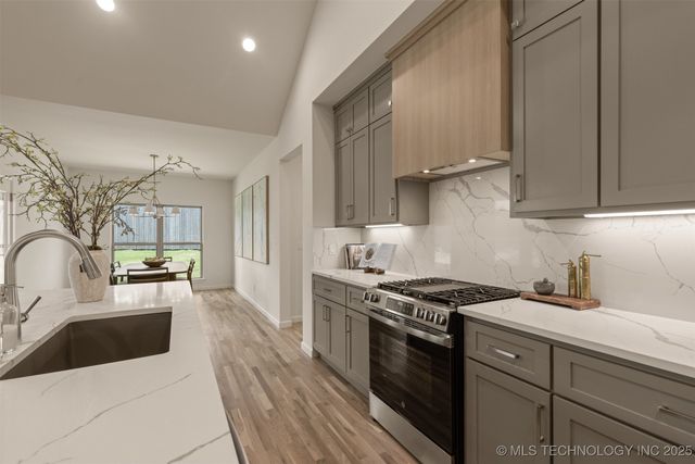 1331 N Beech Street, Broken Arrow, OK 74012