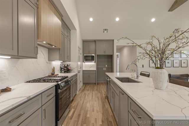 1331 N Beech Street, Broken Arrow, OK 74012