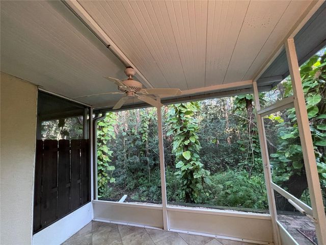 11219 CEDAR HOLLOW LANE, Tampa, FL 33618