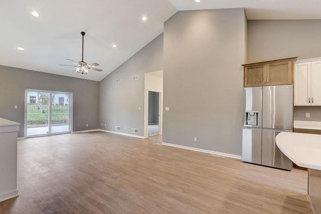 11980 W Edgerton AVENUE, Hales Corners, WI 53130