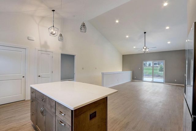 11980 W Edgerton AVENUE, Hales Corners, WI 53130