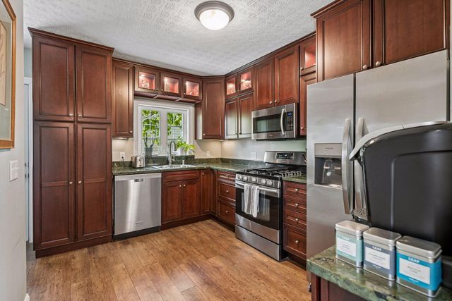 5801 Zenith Avenue S, Edina, MN 55410