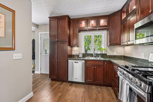 5801 Zenith Avenue S, Edina, MN 55410