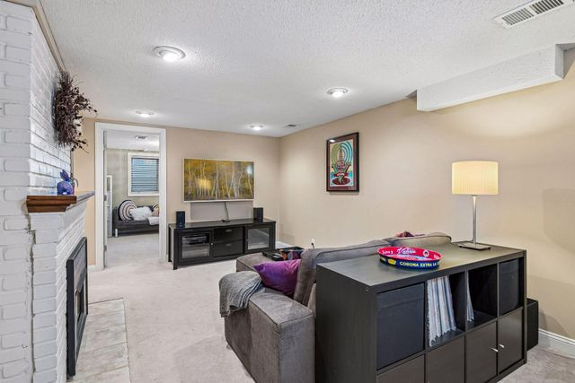 5801 Zenith Avenue S, Edina, MN 55410
