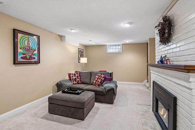 5801 Zenith Avenue S, Edina, MN 55410