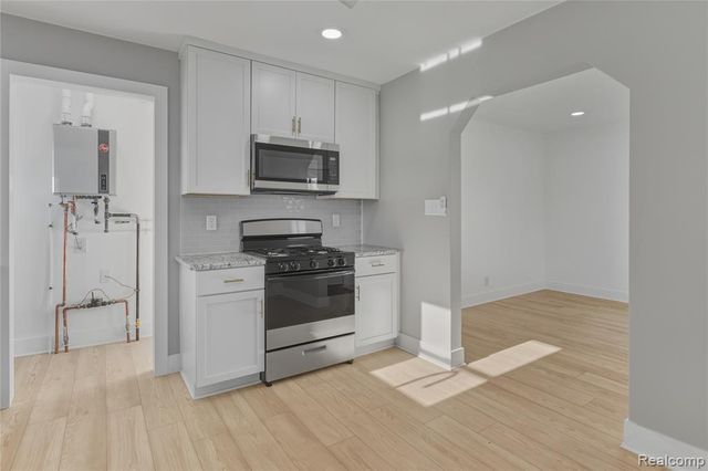 18929 Harman Street, Melvindale, MI 48122