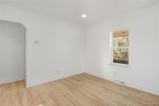 18929 Harman Street, Melvindale, MI 48122