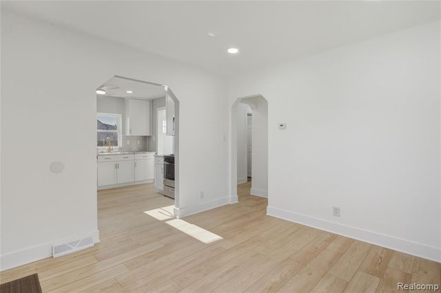 18929 Harman Street, Melvindale, MI 48122