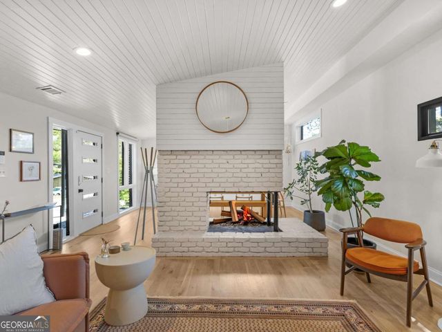 671 Clover Street SW, Atlanta, GA 30310