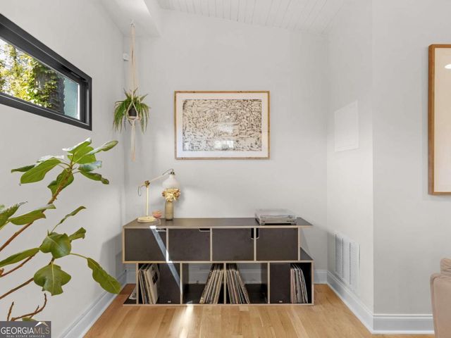671 Clover Street SW, Atlanta, GA 30310