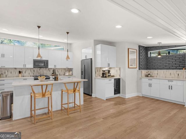 671 Clover Street SW, Atlanta, GA 30310