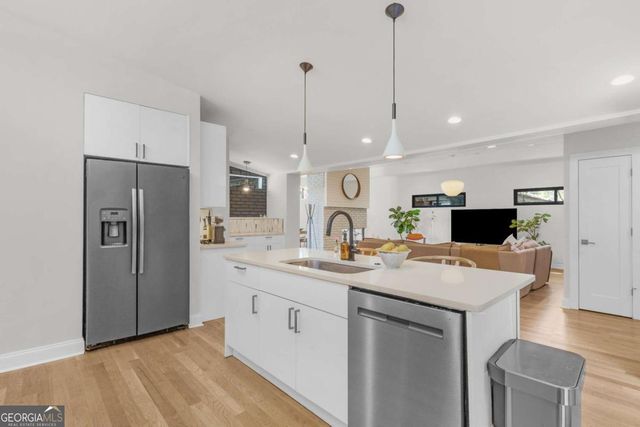 671 Clover Street SW, Atlanta, GA 30310