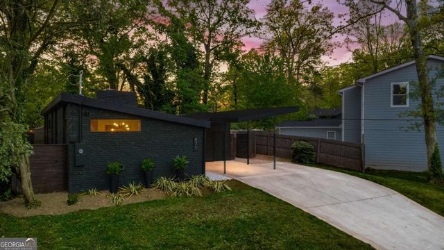 671 Clover Street SW, Atlanta, GA 30310