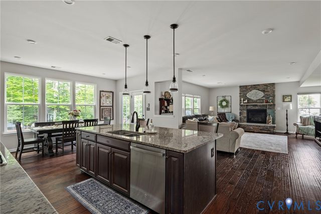 11612 Rolling Leaf Ln, Glen Allen, VA 23059