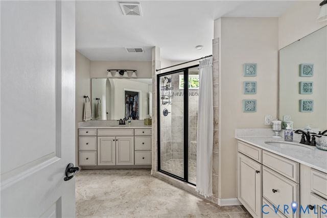 11612 Rolling Leaf Ln, Glen Allen, VA 23059
