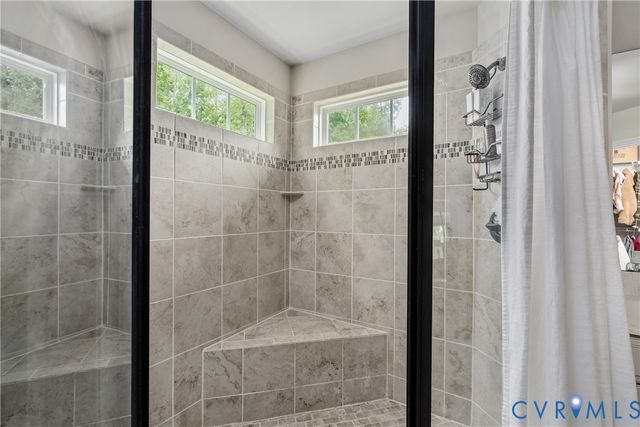 11612 Rolling Leaf Ln, Glen Allen, VA 23059