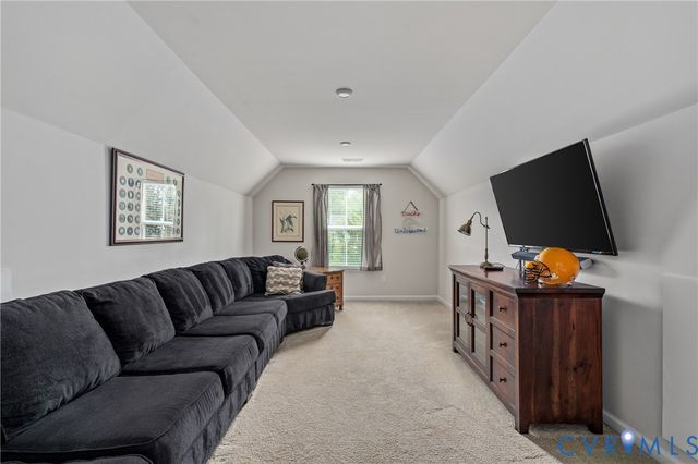 11612 Rolling Leaf Ln, Glen Allen, VA 23059